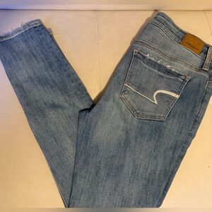American Eagle Outfitters Classic Blue Jeans
